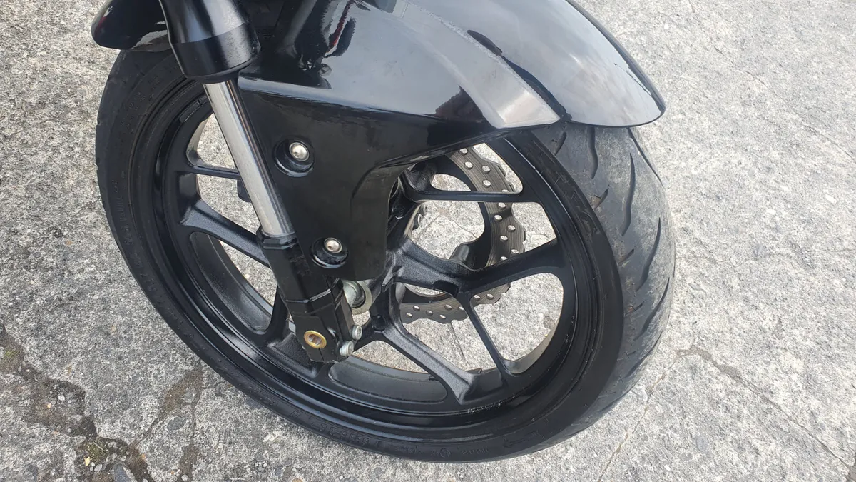 Hyosung  Low Mileage GD 250 @ Doyles - Image 4