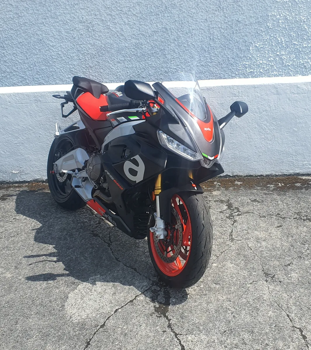 RS660 @ Doyle's Athlone - Image 3