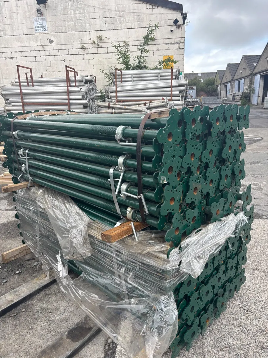 NEW Acrow props!! - Image 1