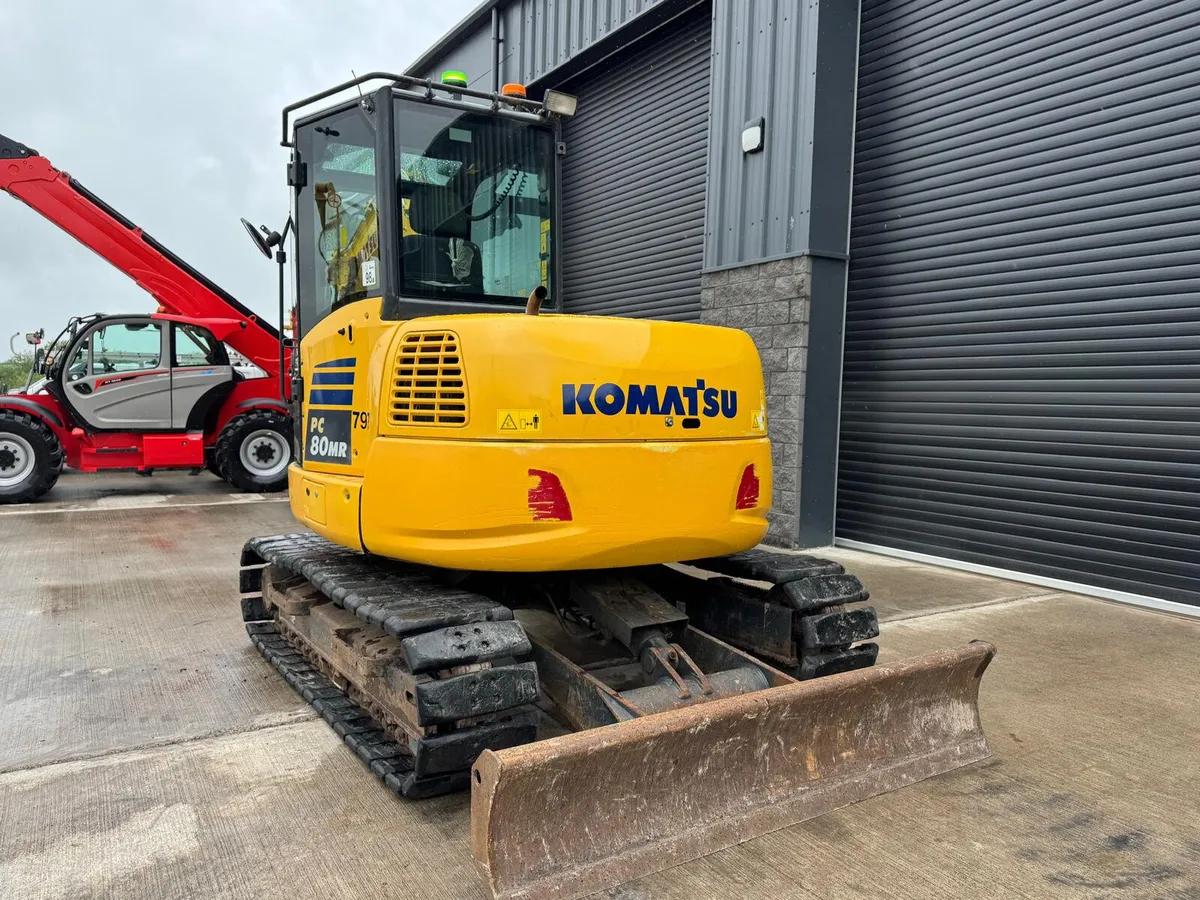 2018 Komatsu PC80MR-5 - Image 2