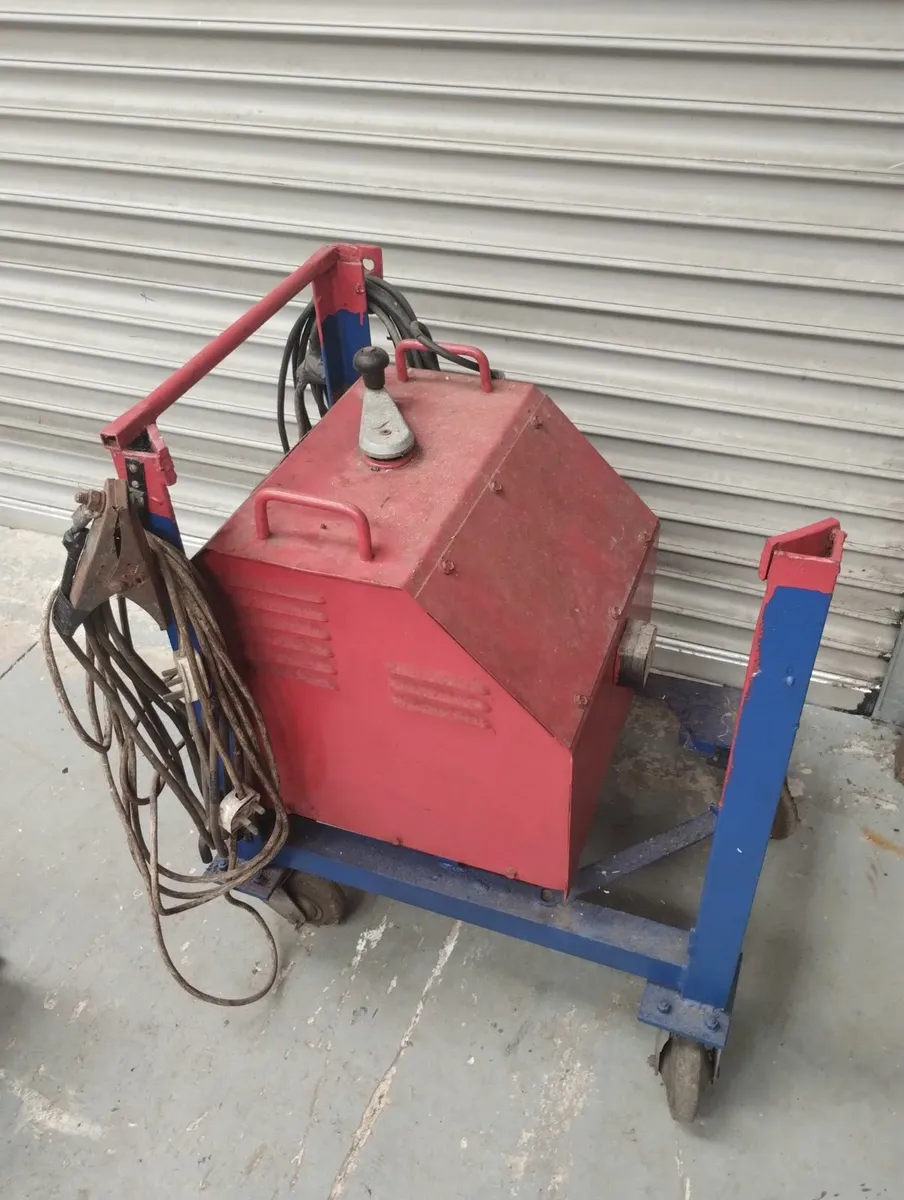 Triangle Minx - Heavy Duty Stick Welder - Image 4