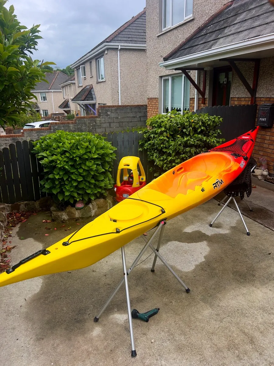 RTM Disco + Kayak - Image 1
