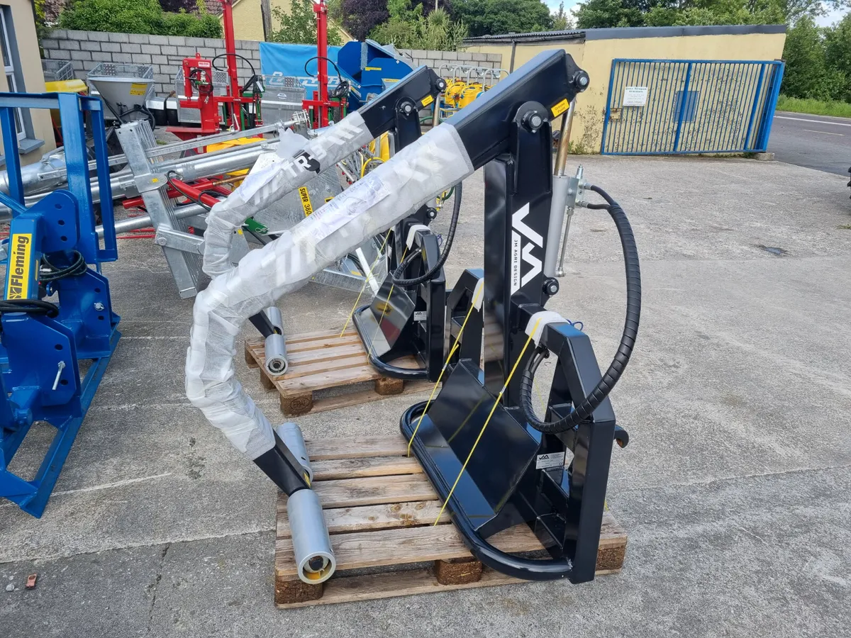 TR3 Bale Handler - Image 1