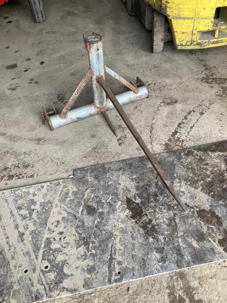 Bale spike - Image 2