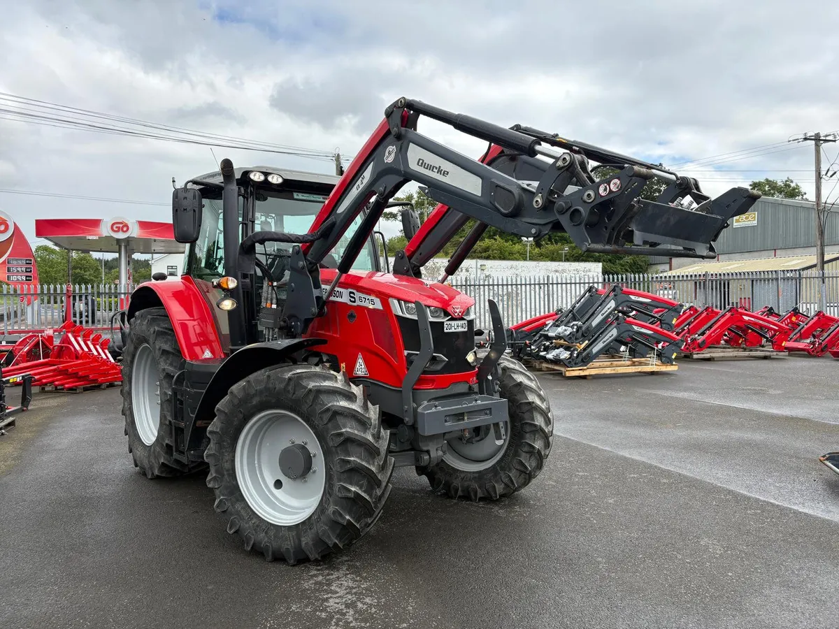 Massey Ferguson 6715S - Image 1