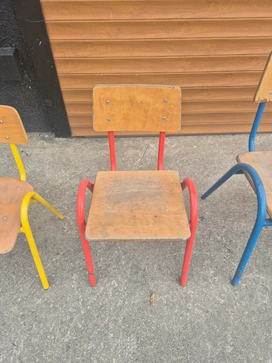 School chairs - Image 2