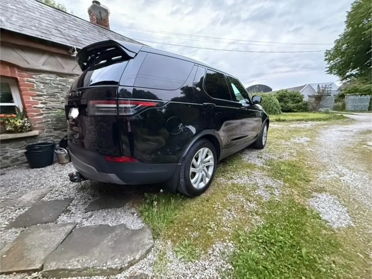 Land Rover Discovery 2019 - Image 3