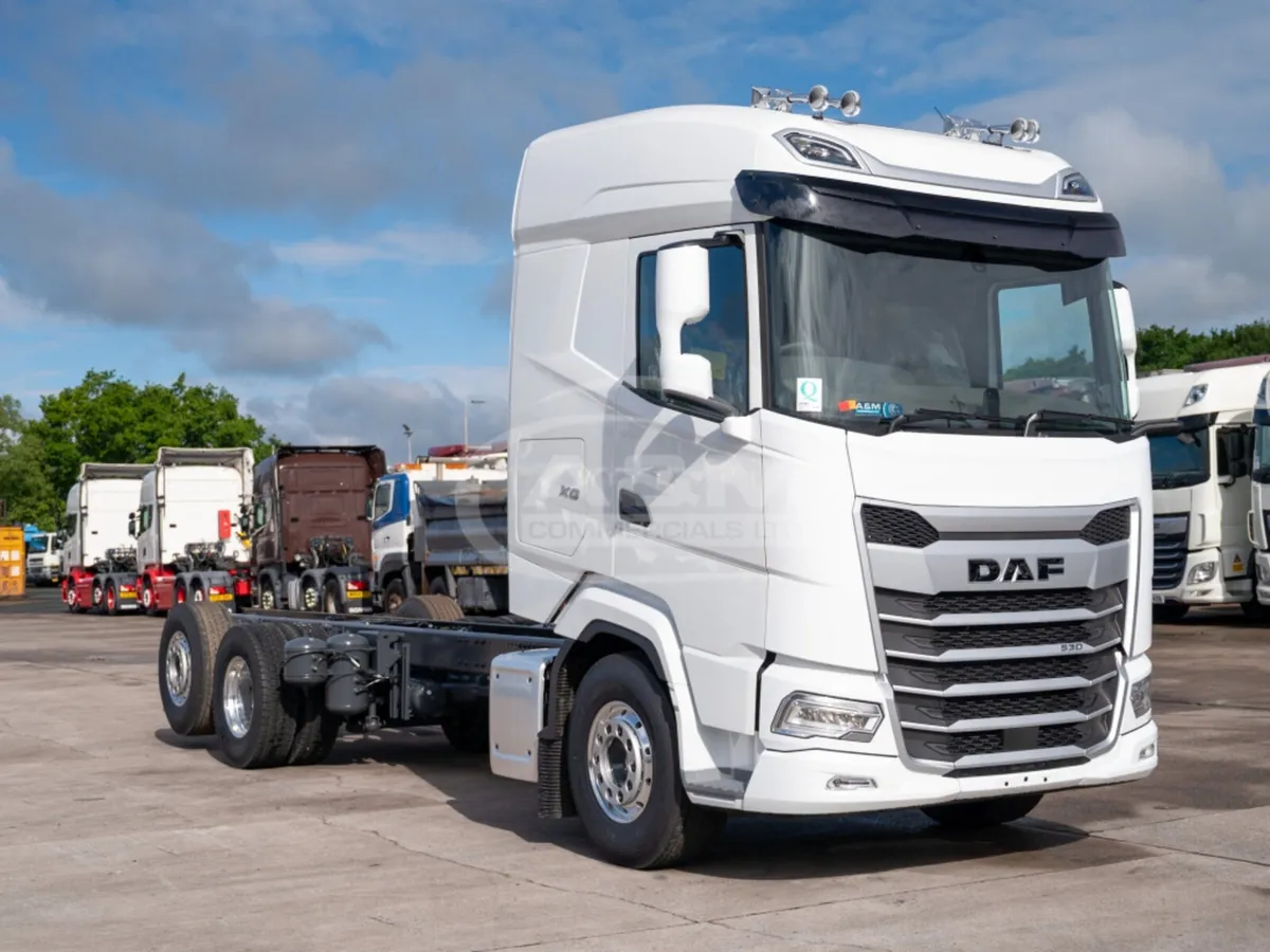 2025 DAF XG 530 CHASSIS CAB 26 TONNE 6X2 - Image 1