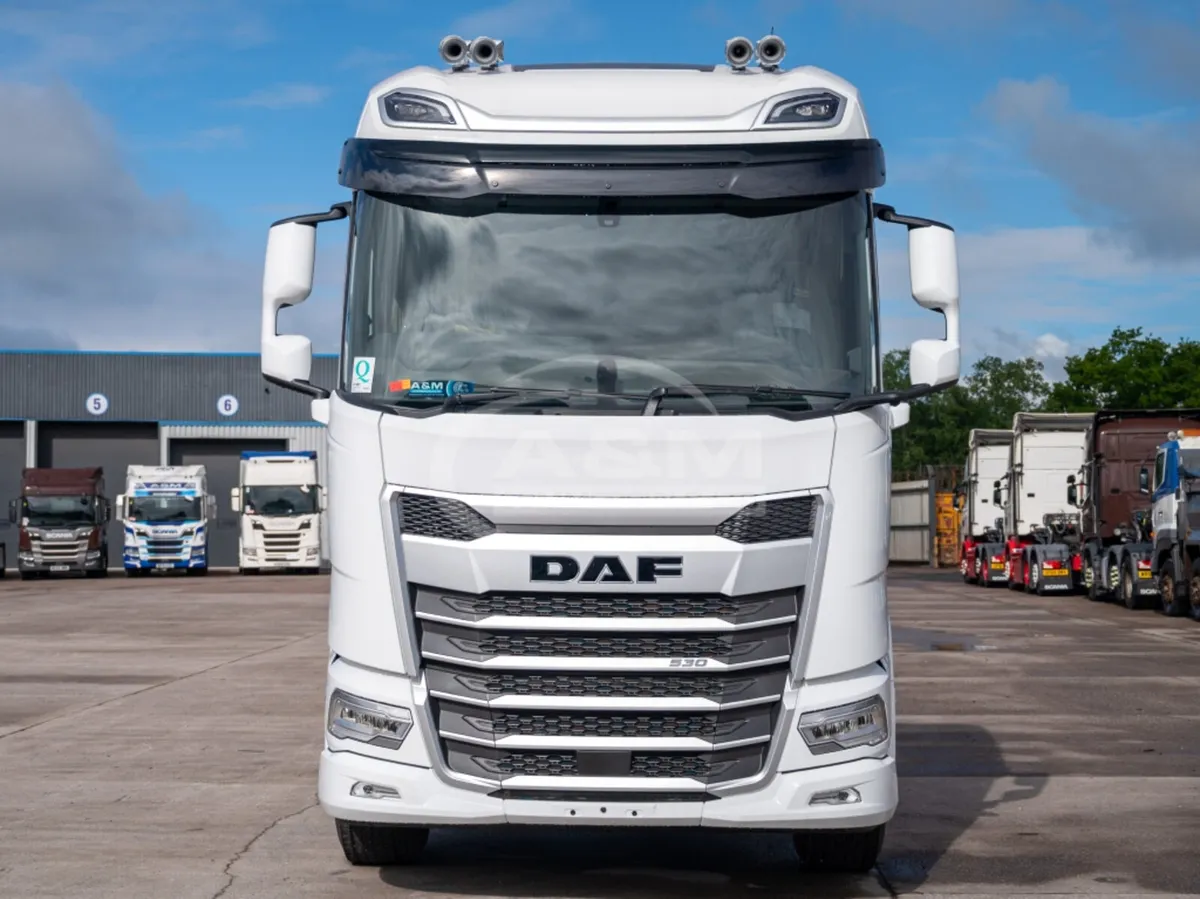 2025 DAF XG 530 CHASSIS CAB 26 TONNE 6X2 - Image 2