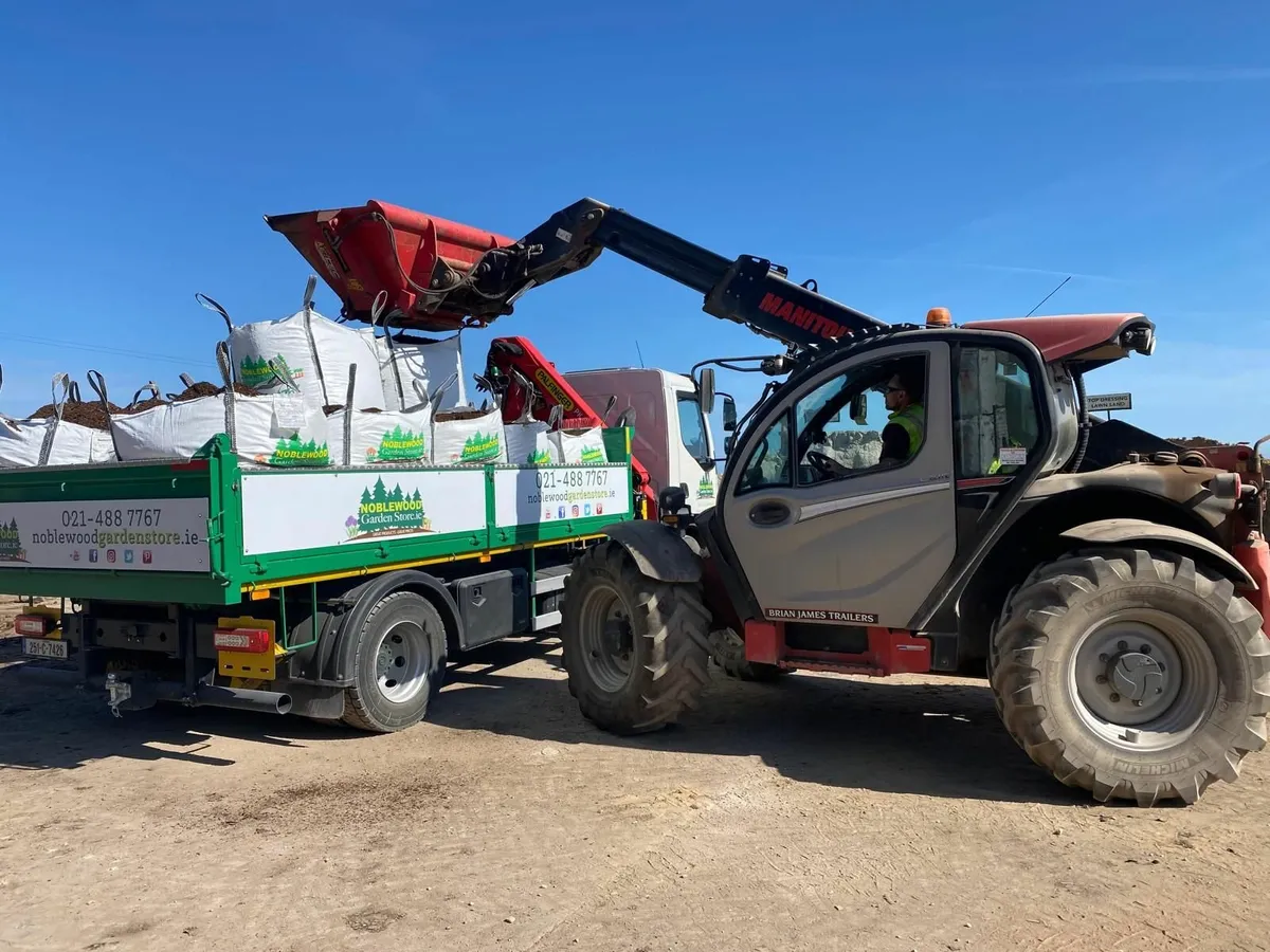 Premium Quality Screened Topsoil - Image 1