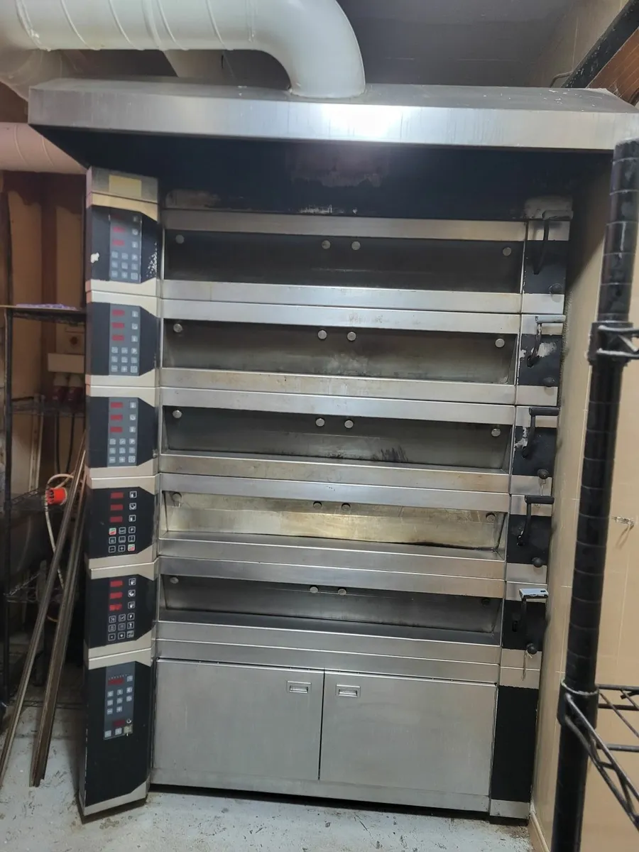 Comercial oven - Image 2