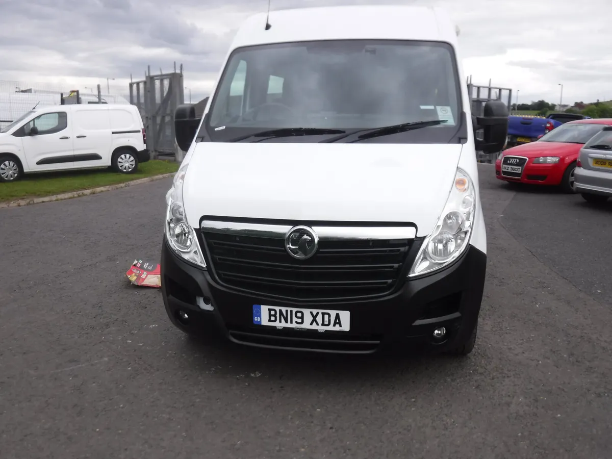 Vauxhall Movano 2019 MWB mess van. 62271 miles. - Image 3