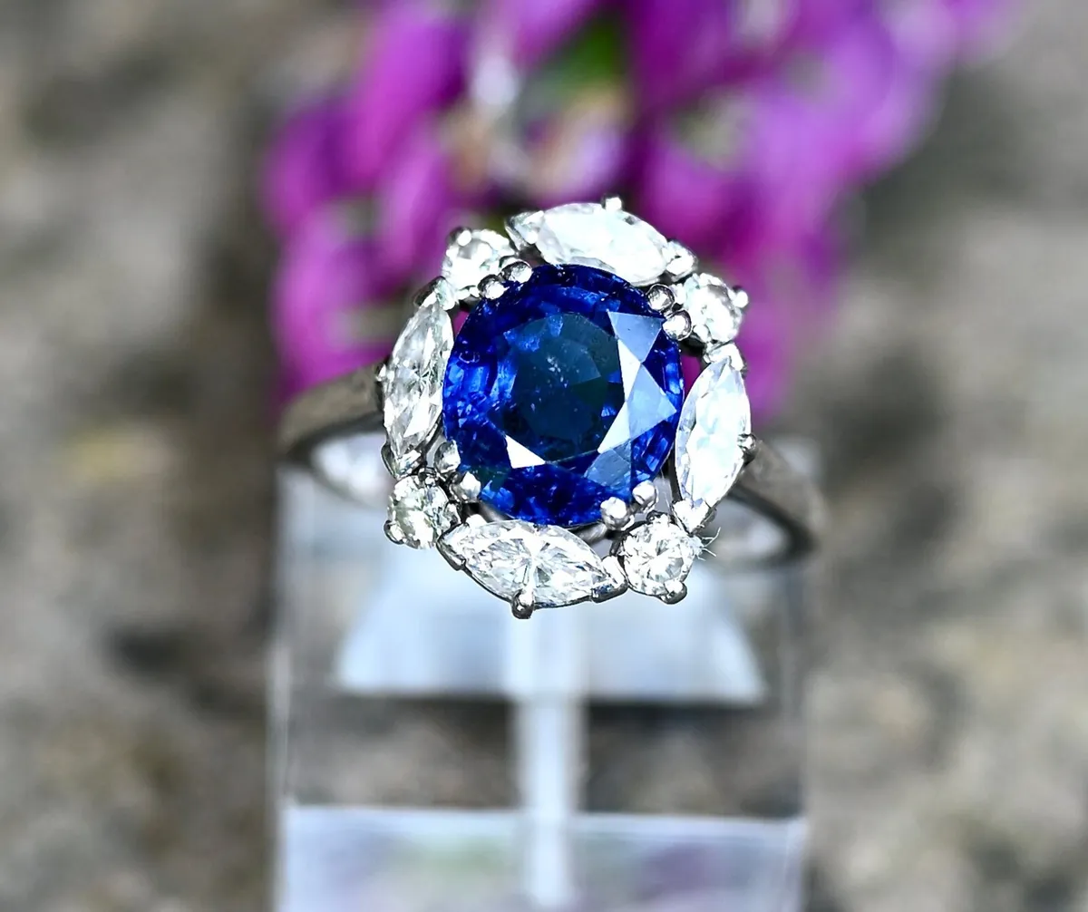 Vintage Mellerio Sapphire & Diamond Ring  Platinum - Image 2