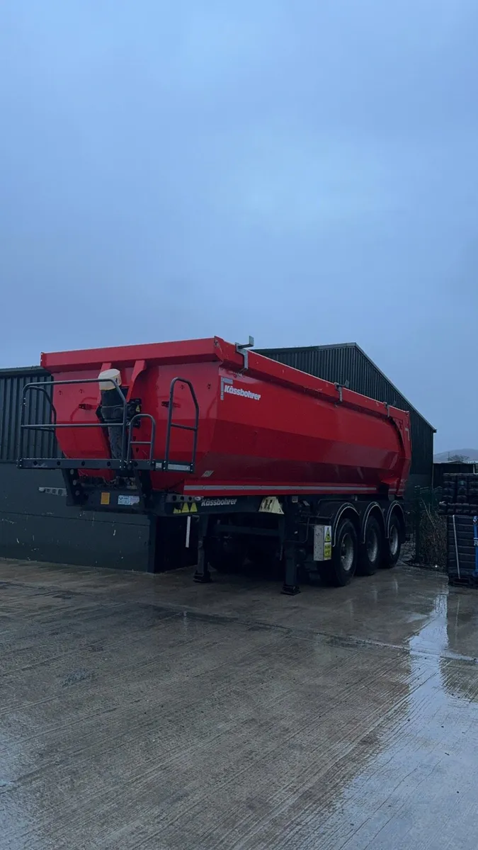 Kassbohrer Aggregate Trailer - Image 2