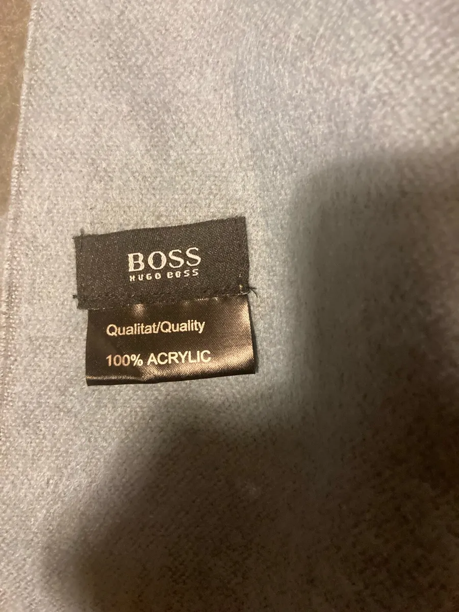 Hugo boss scarf - Image 2