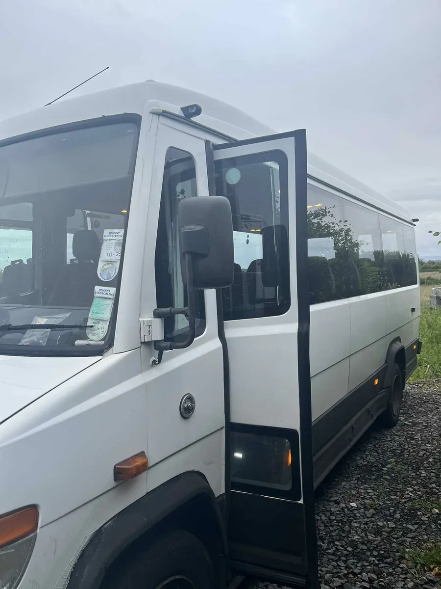 Minibus - Image 3