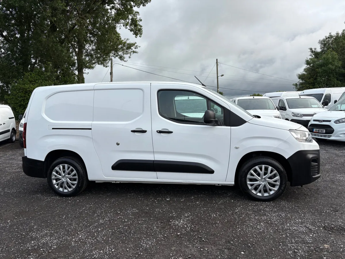 Citroen Berlingo Maxi LWB - Image 4