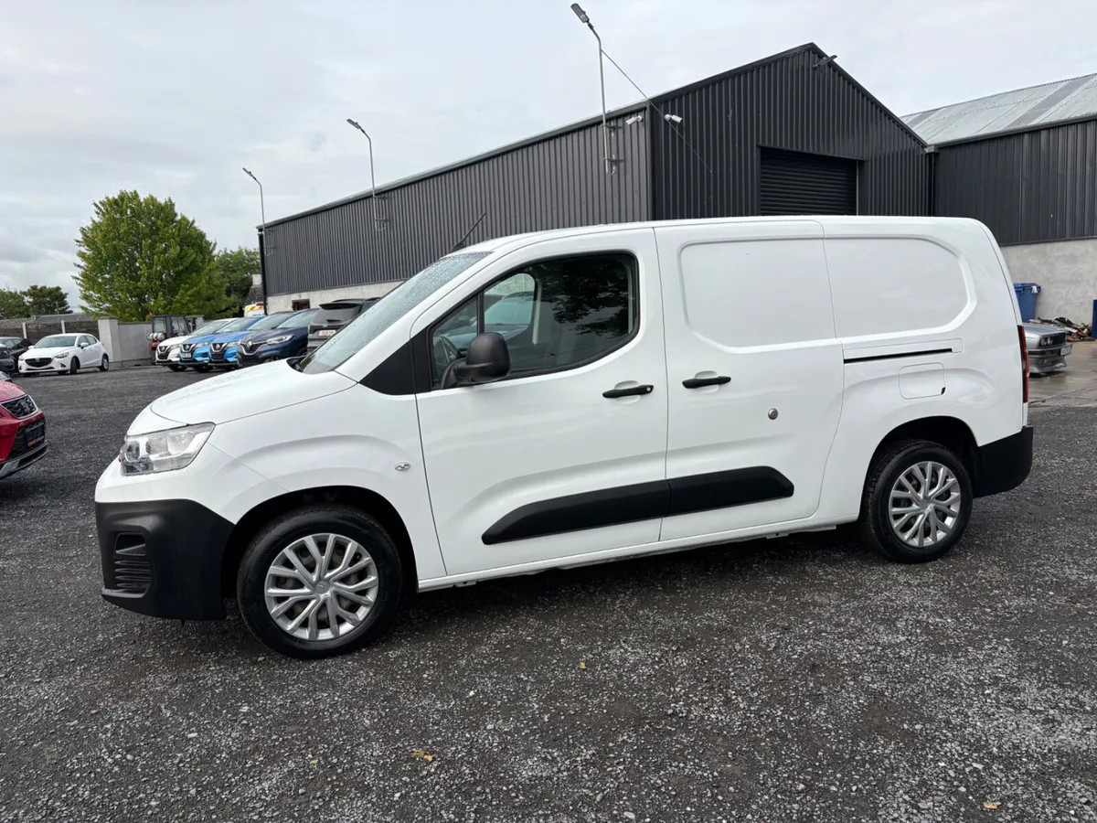 Citroen Berlingo Maxi LWB - Image 1