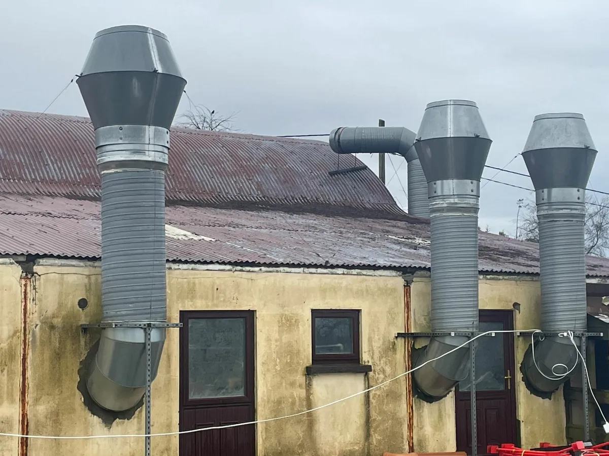 spray extraction fan - Image 1