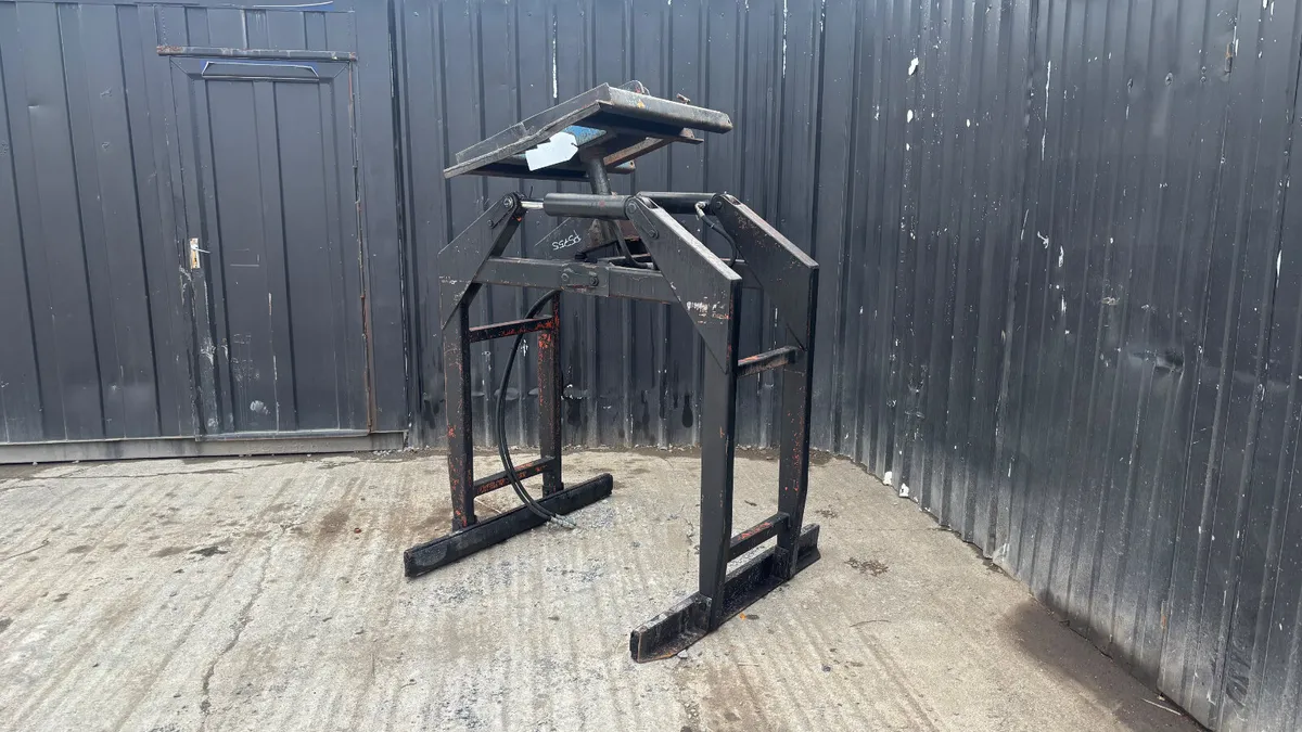 Hydraulic Block Grab for Telehandler - Image 3