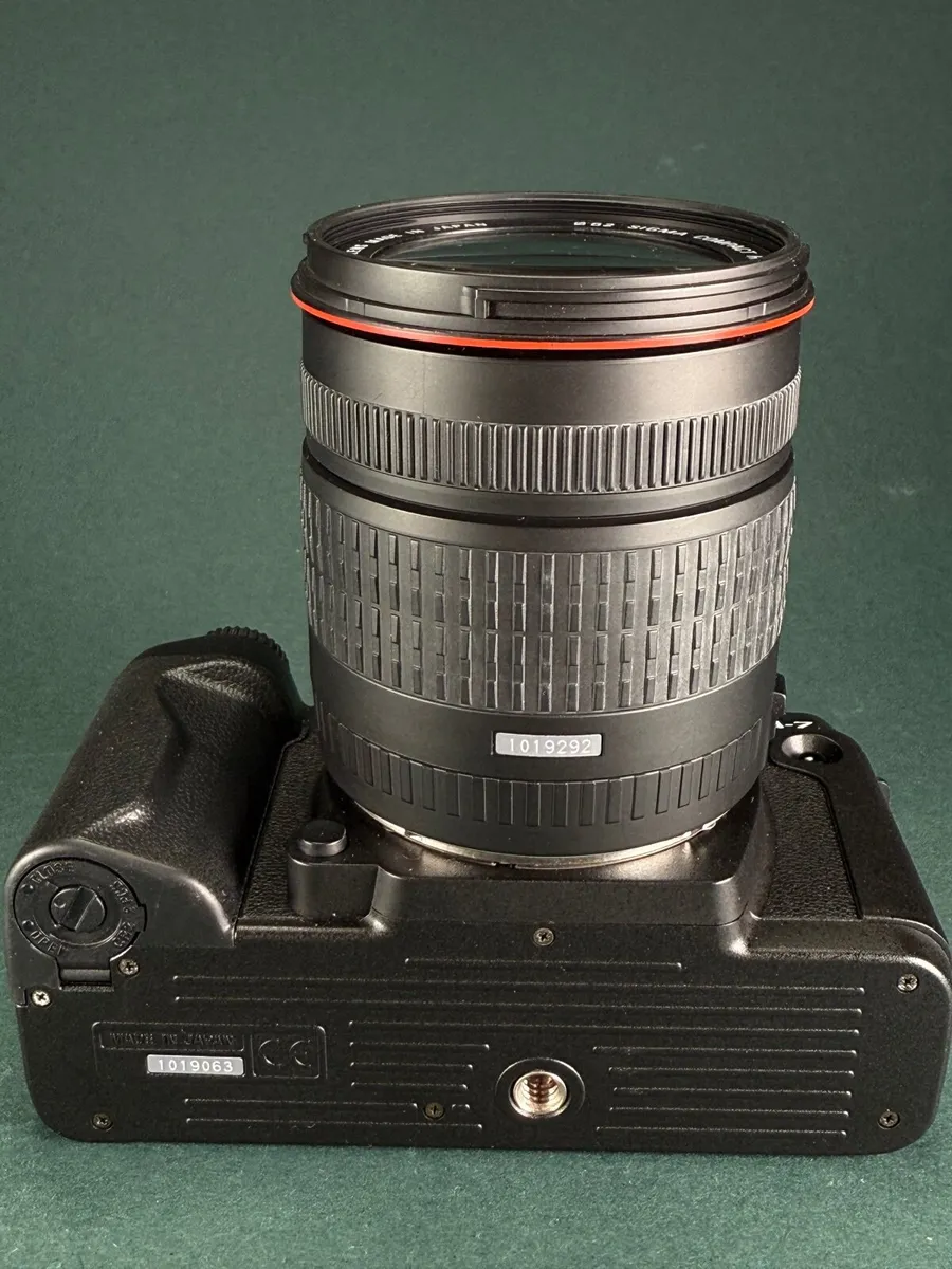Sigma SA-7 Film SLR camera kit - Image 3