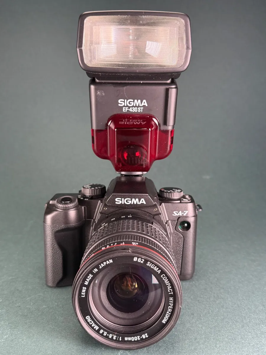 Sigma SA-7 Film SLR camera kit - Image 4