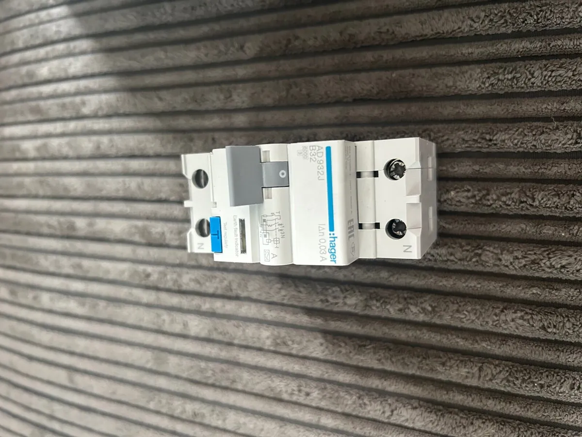 Solar panel inverter 3kw - Image 4