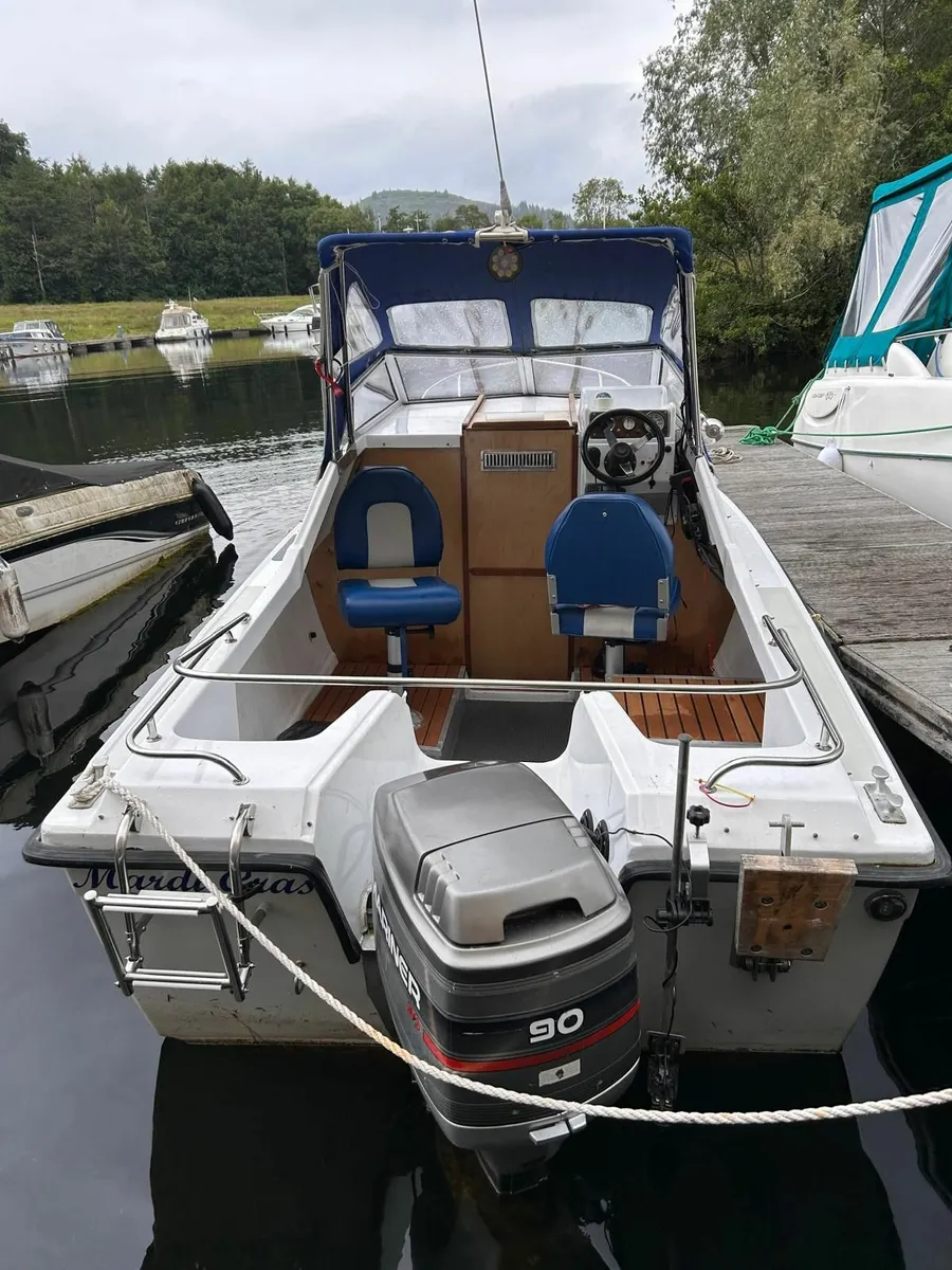 18ft cabin cruiser/sea lake - Image 2