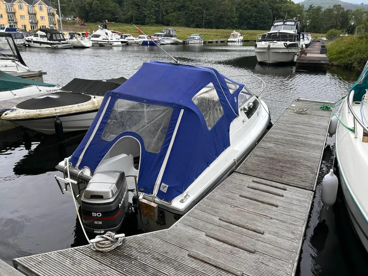 18ft cabin cruiser/sea lake - Image 1