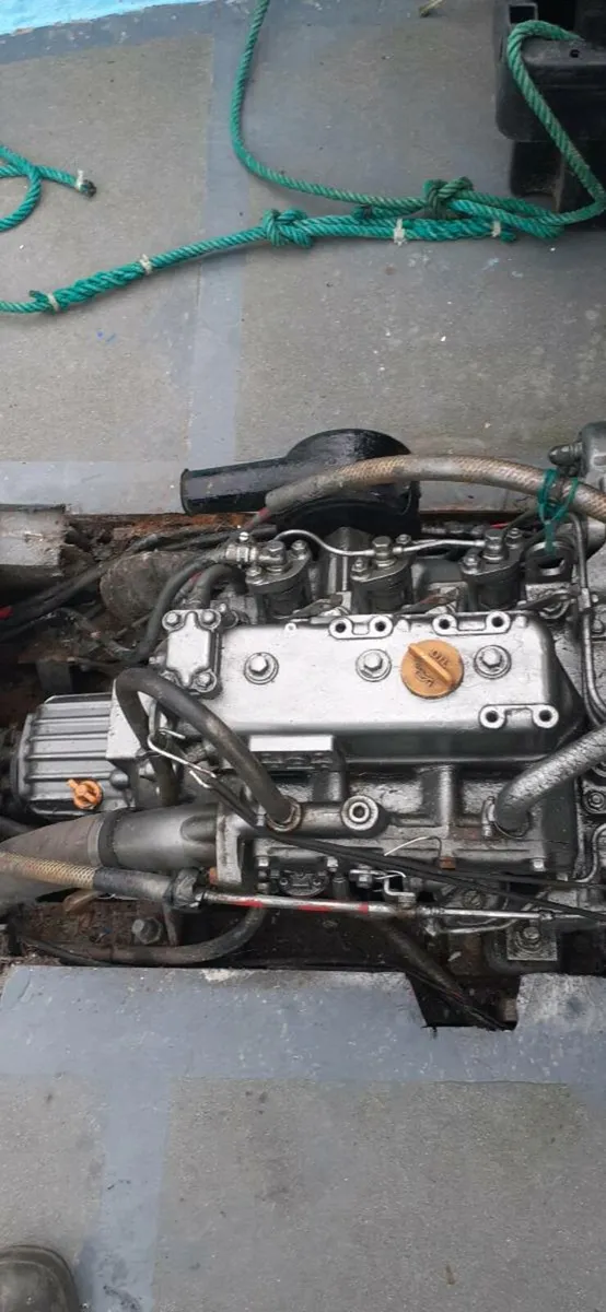 Fitzgerald 21 foot boat. - Image 4