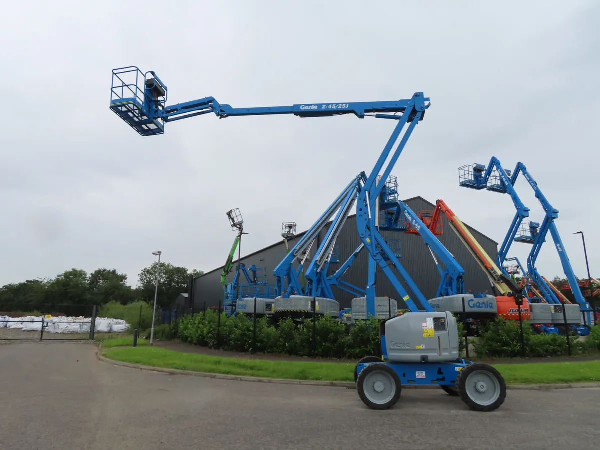 Genie Z 45/25 Boom Lift Articulated Fully Refurb - Image 4