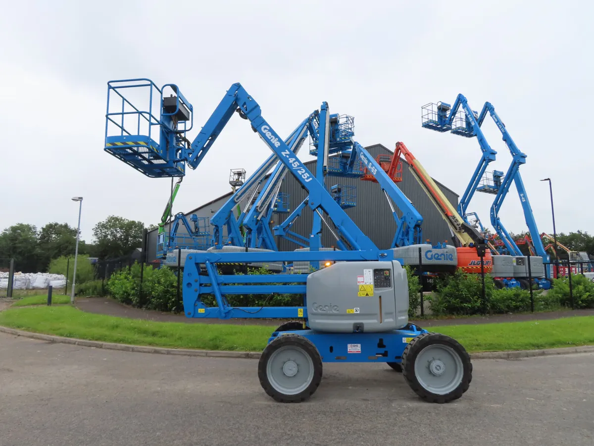 Genie Z 45/25 Boom Lift Articulated Fully Refurb - Image 2