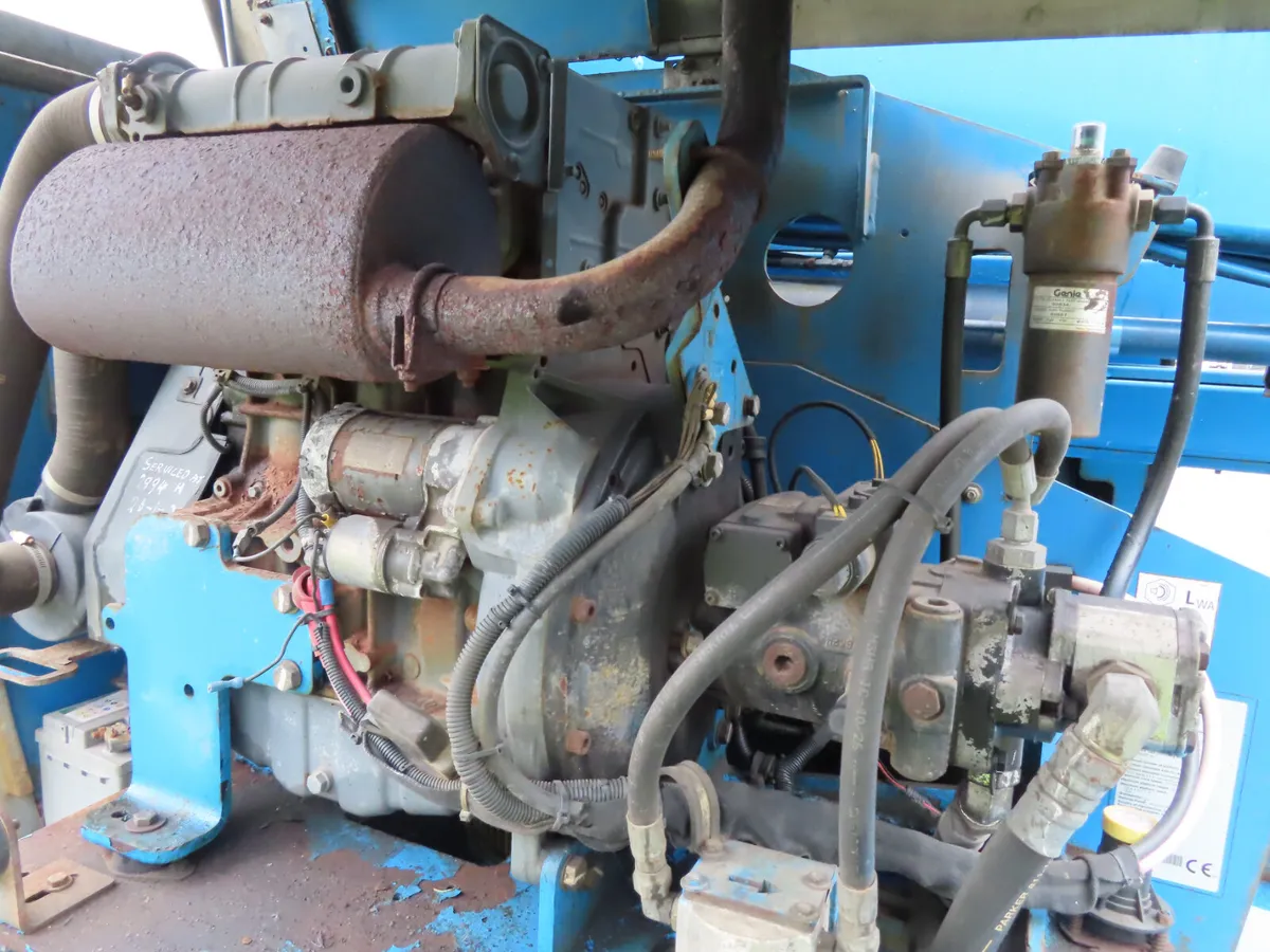 Genie Z 45/25 Boom Lift Articulated - Image 4