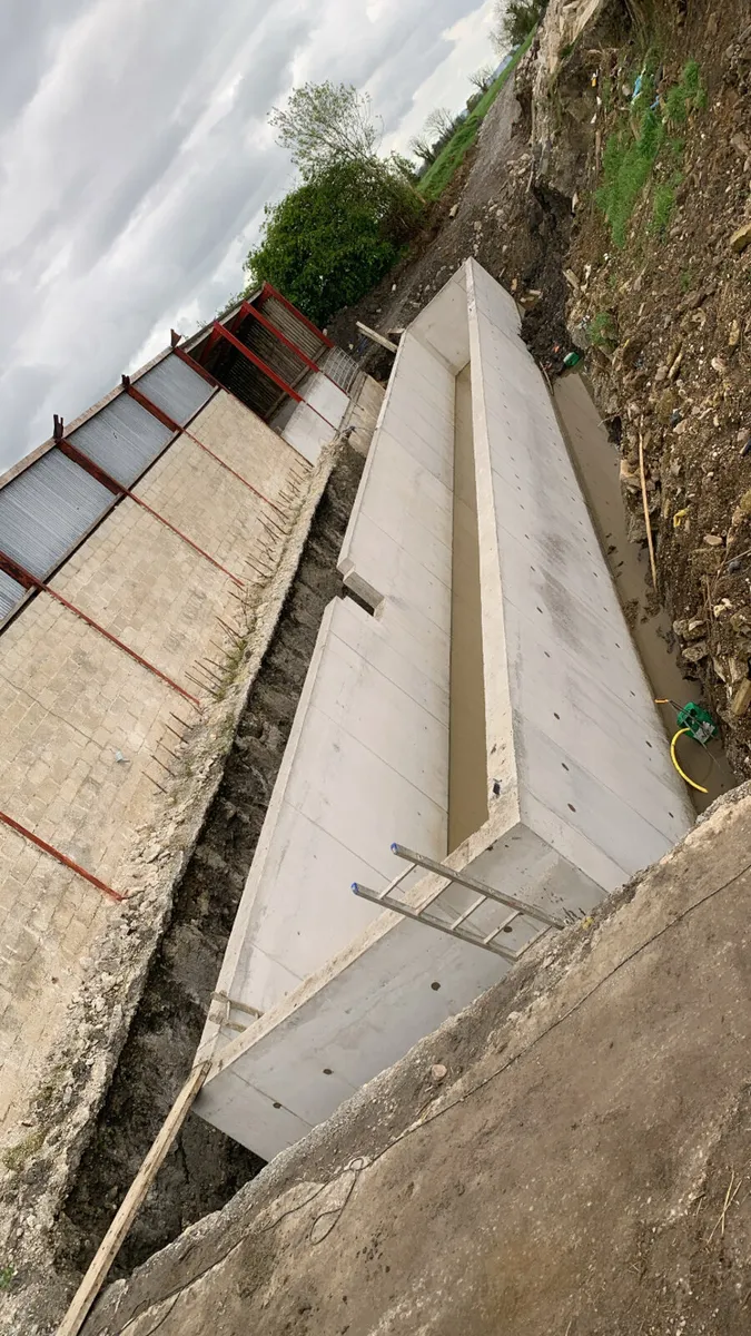 Shuttering, concrete, sheds - Image 2