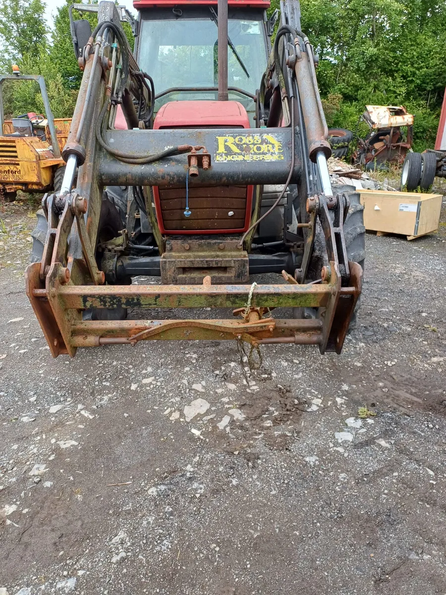 Rossmore Loader - Image 2