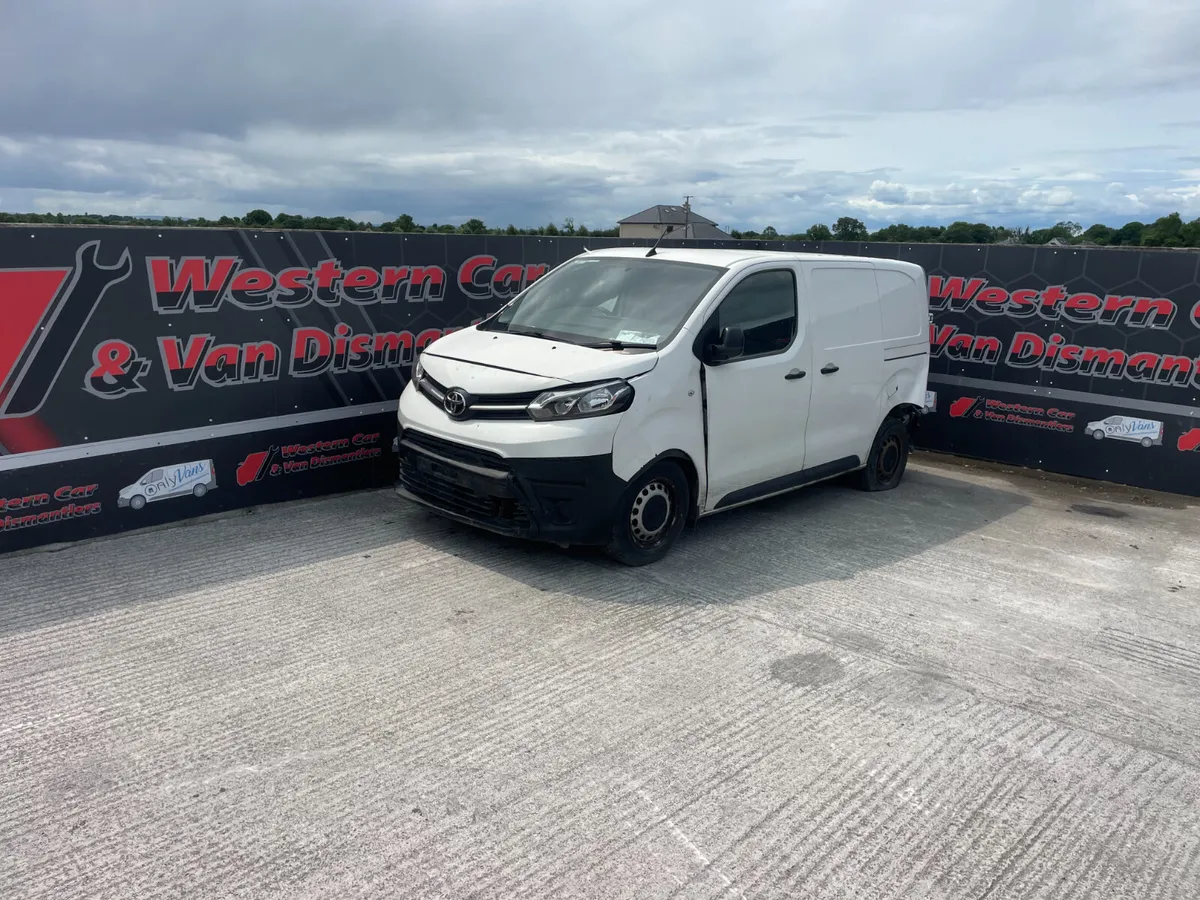 17 TOYOTA PROACE  1.6 D for dismantling