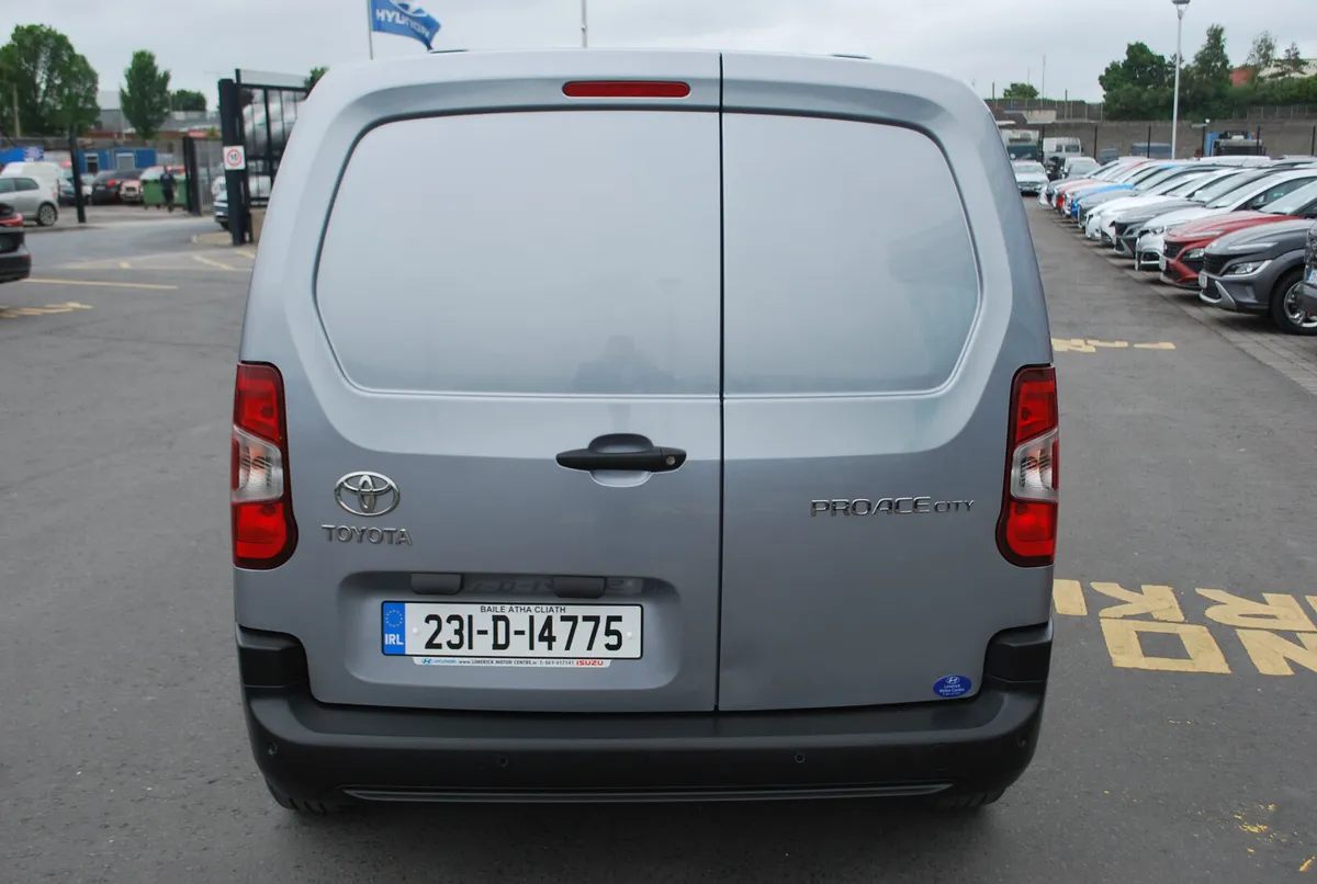Toyota Proace City 2023 - Image 4