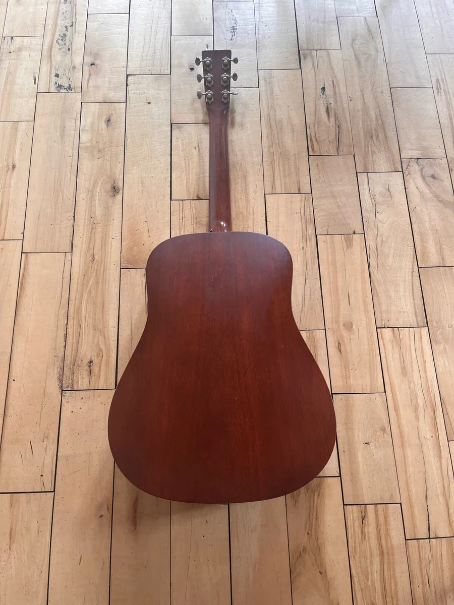 Martin D-15 with hard case MADE IN USA - Image 3