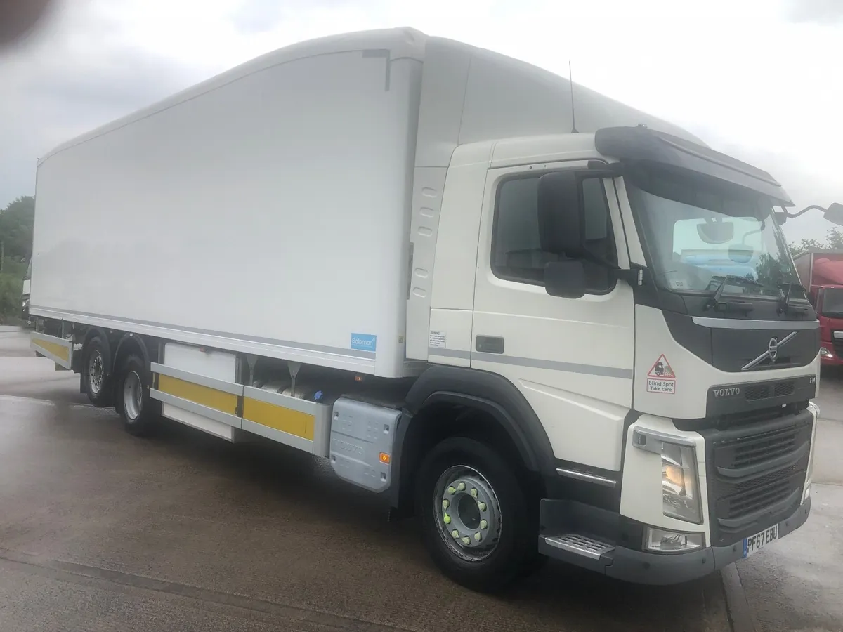 2018 Volvo FM330 6x2 26 ton gvw fridge - Image 1