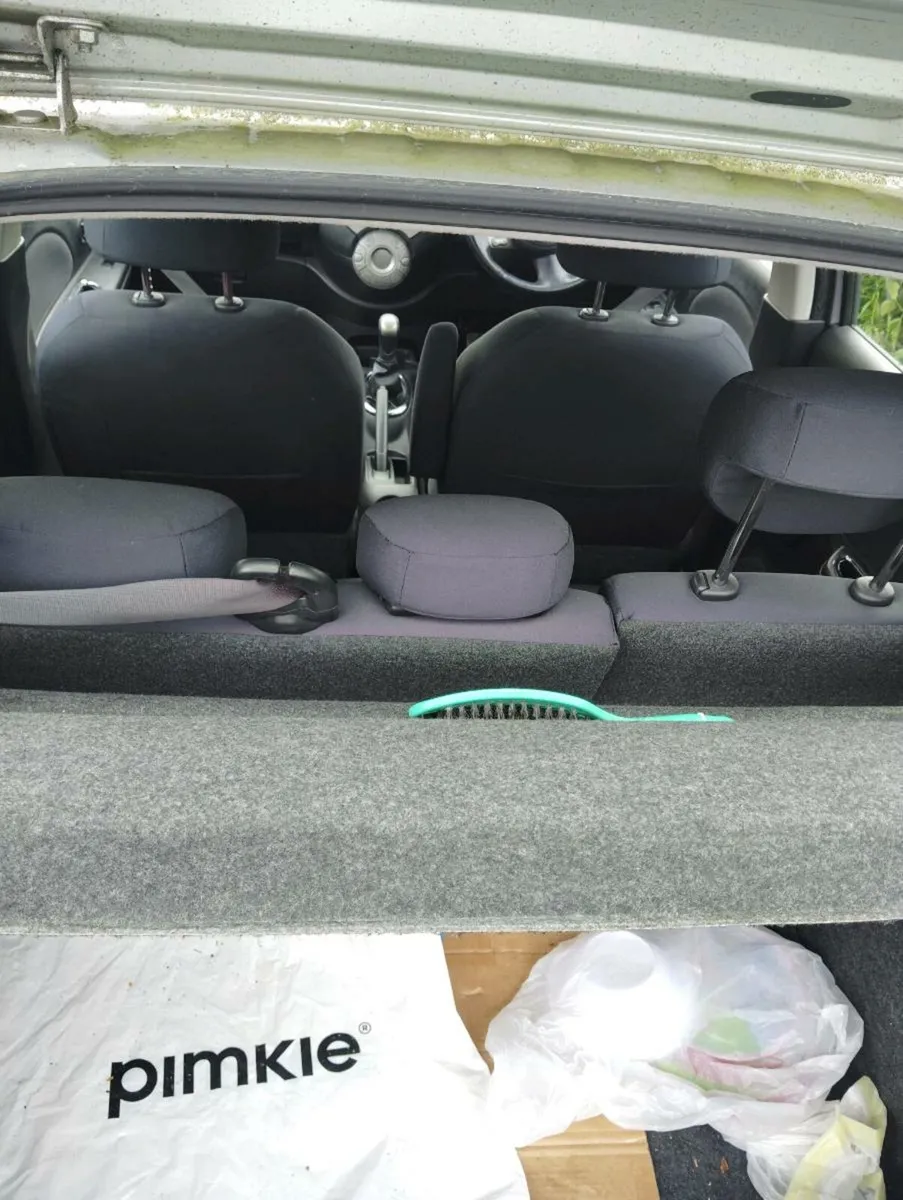 Breaking nissan Micra 2012 petrol - Image 4