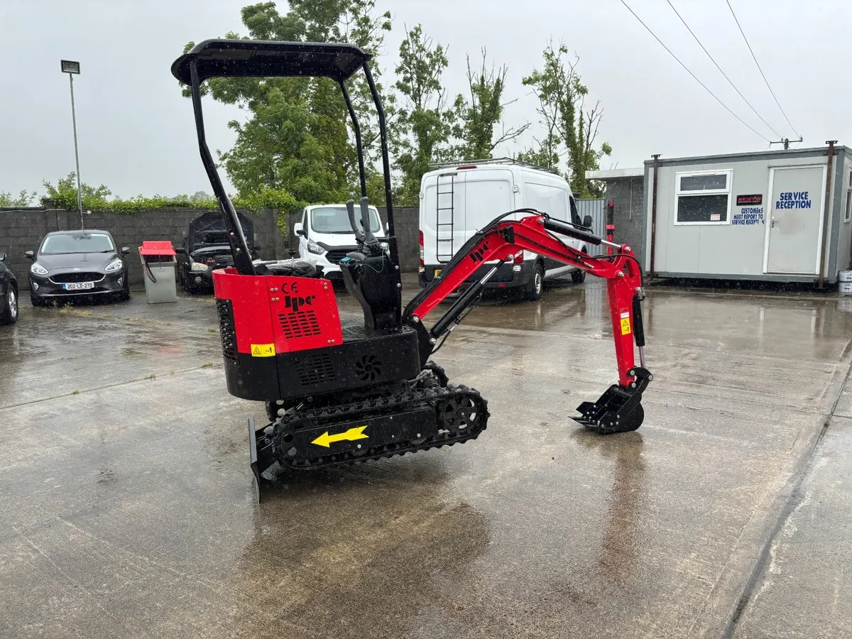 JPC... HT 12 MINI DIGGER... - Image 2