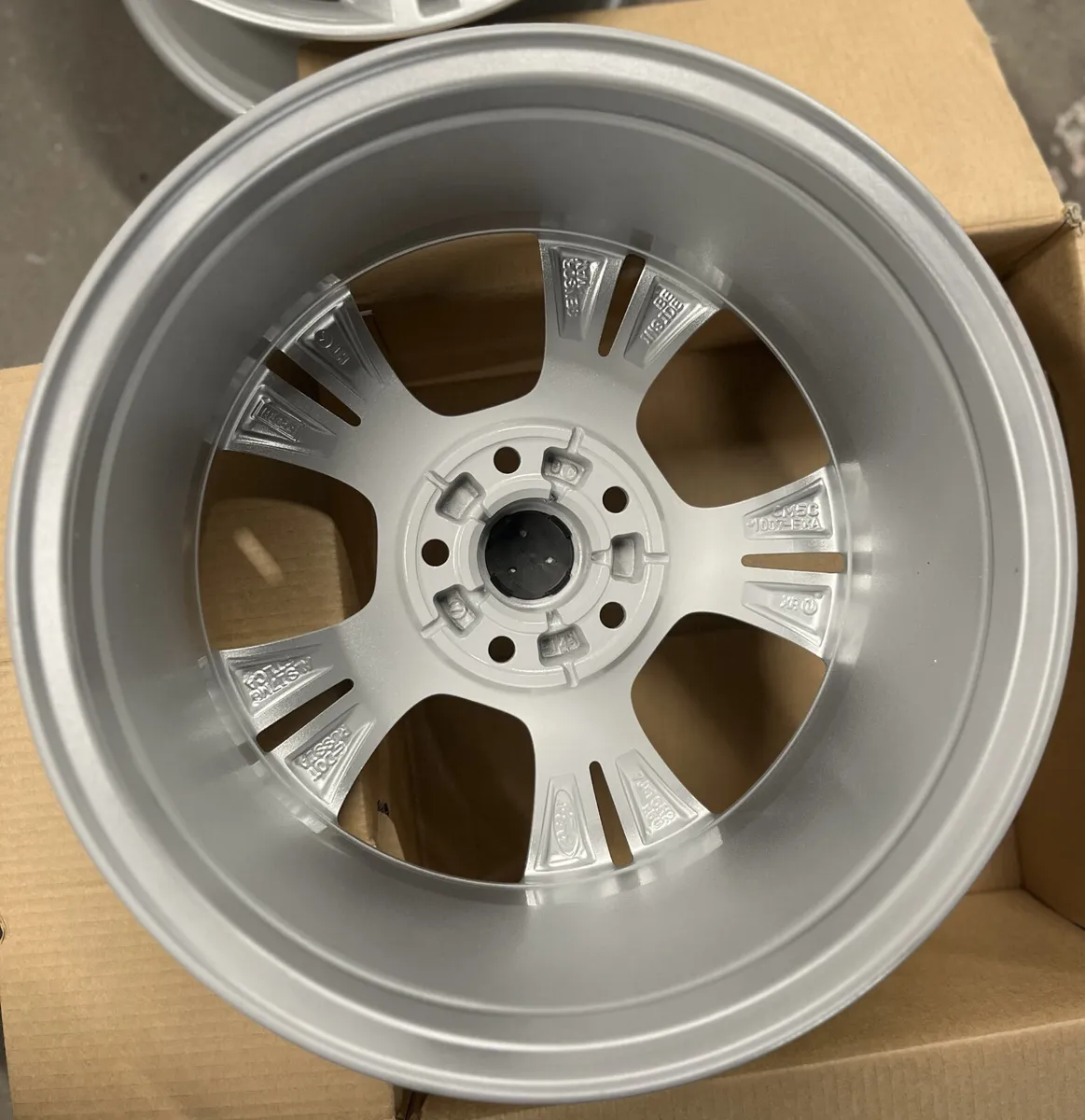 Ford Focus 16” inc OE Wheels | CM5C-1007- - Image 2