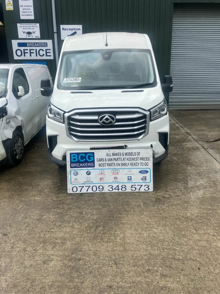 2022 maxus deliver 9 parts breaking