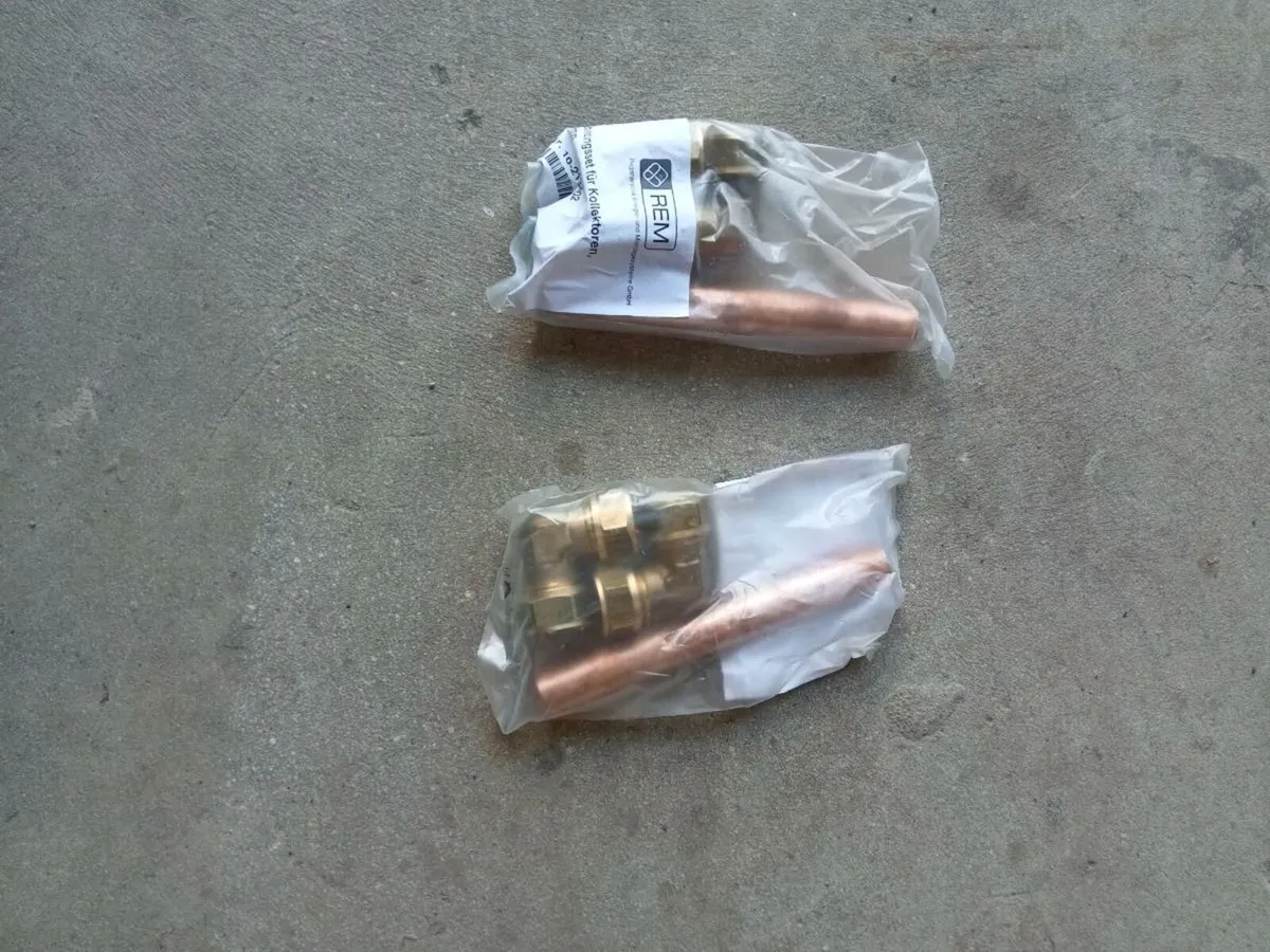 2 & 3 Panel Hot Water Solar System - Image 3