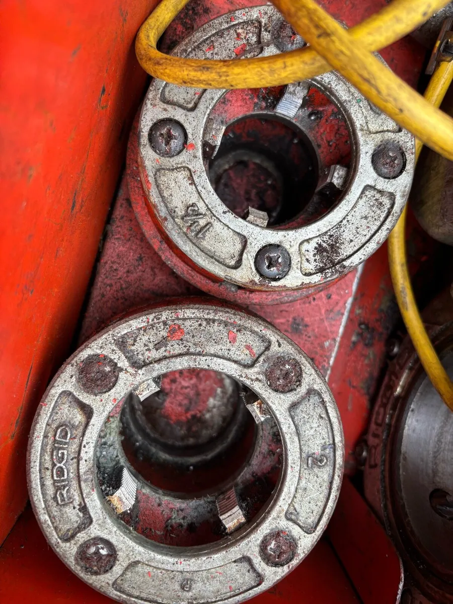 RIDGID 700 THREADER - Image 2