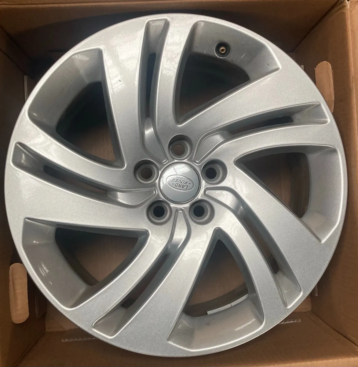 Land Rover Evoque 18” Alloy wheels