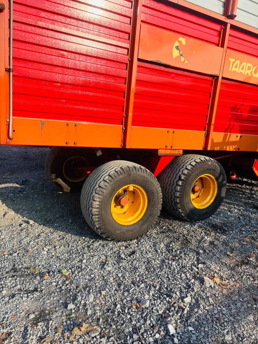 Tarrup silage wagon - Image 3