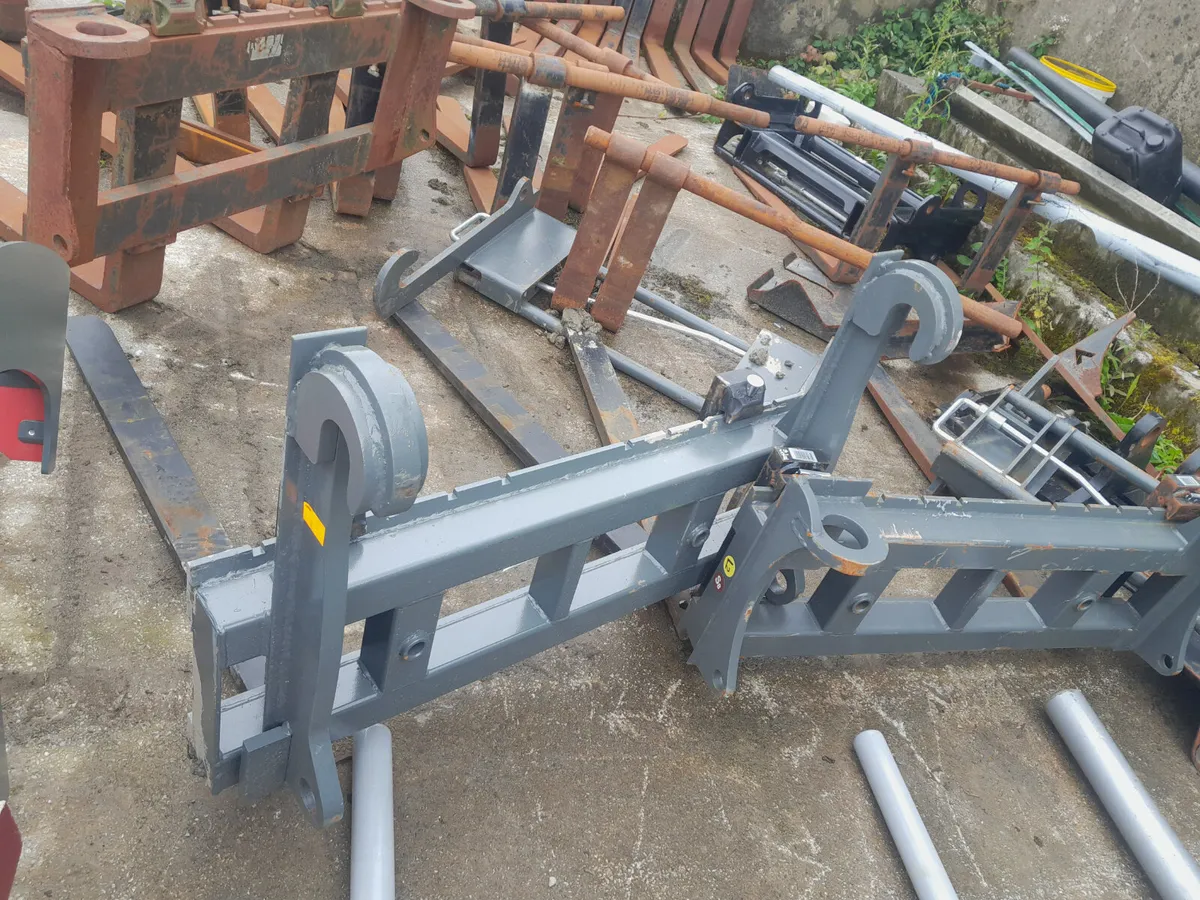 Pallet forks (179800 - Image 2