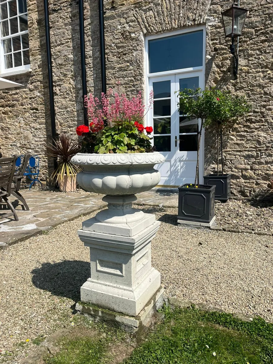 Flower pots - Image 2