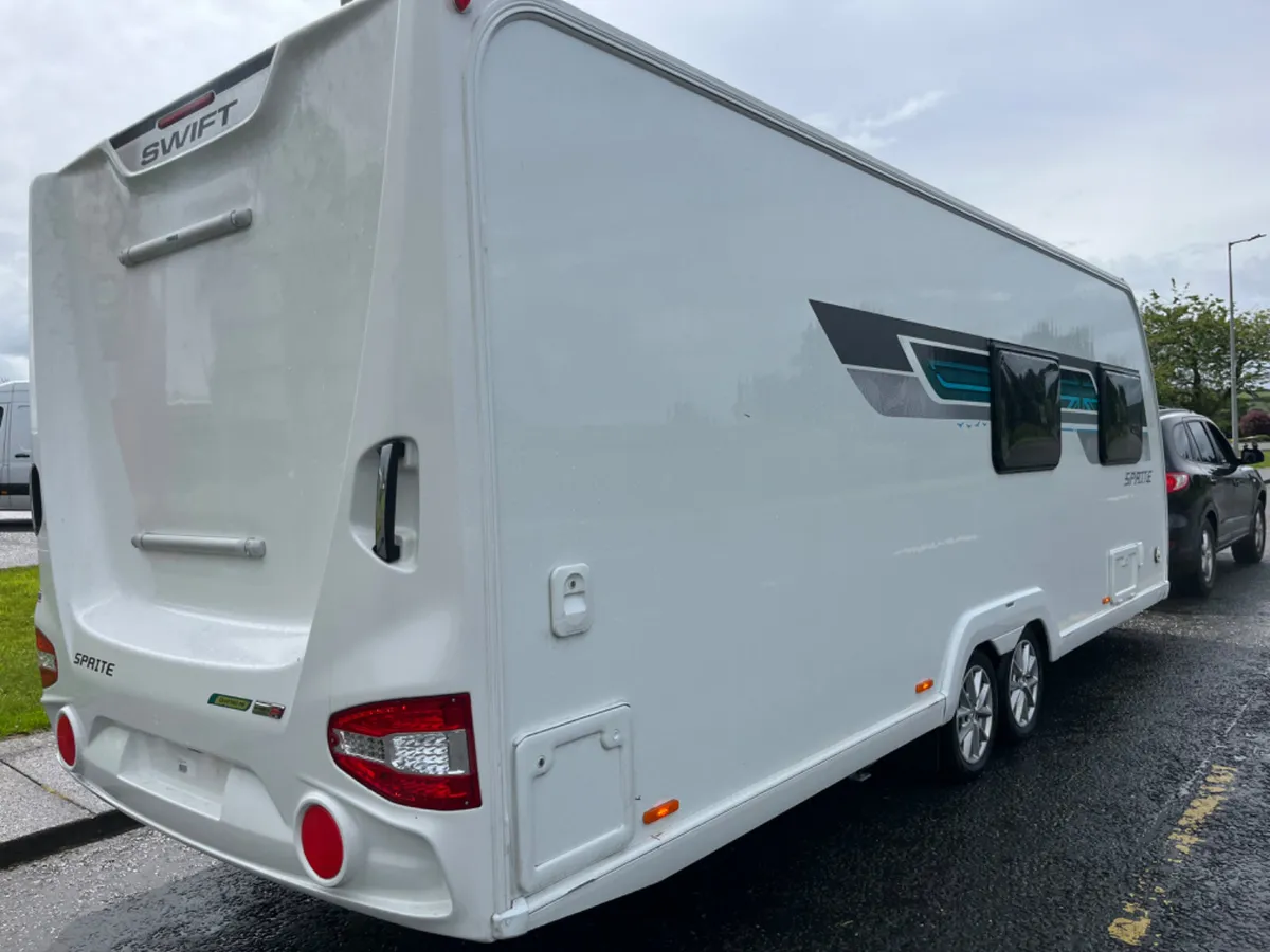 2025 SWIFT SPRITE FB QUATTRO 6/7 BERTH - Image 3